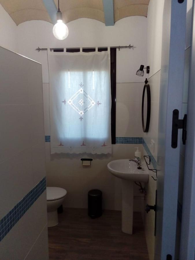Chalet Mirlo โกนิล เด ลาฟรอนเตรา ภายนอก รูปภาพ